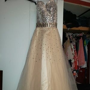 Prom dress